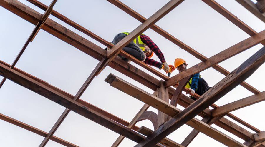 Professional residential roofers in Richland, OR
